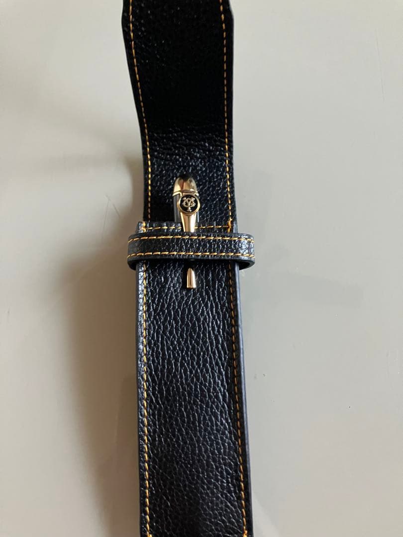 Yomiuri Giants 2-Color Ballpoint Pen Commemorative with Leather Case Used | Suadpens