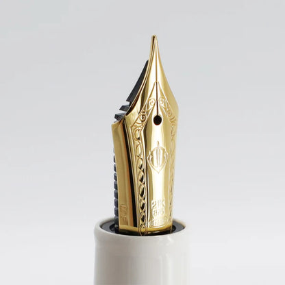 Classic Ko Floret Dot SV Maki-e Fountain Pen – Exclusive 21K Resilient Gold Nib