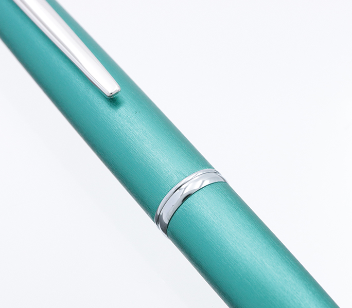 Pilot Capless Decimo Fountain Pen - 20 Colors Series - Discontinued Model Emerald Green / Unused