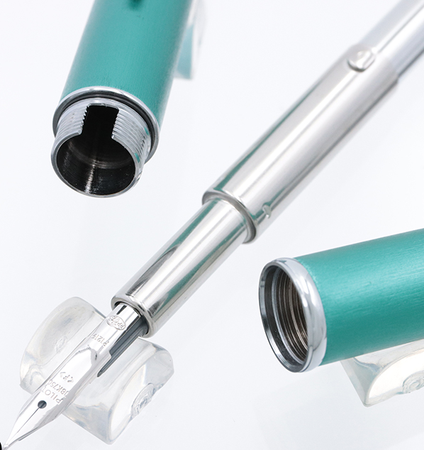 Pilot Capless Decimo Fountain Pen - 20 Colors Series - Discontinued Model Emerald Green / Unused