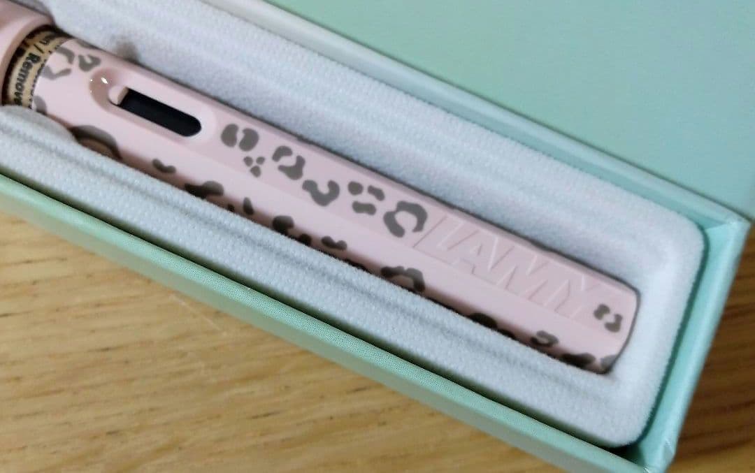 LAMY Safari Fountain Pen Leopard Rose F Limited Animal Pattern | Suadpens
