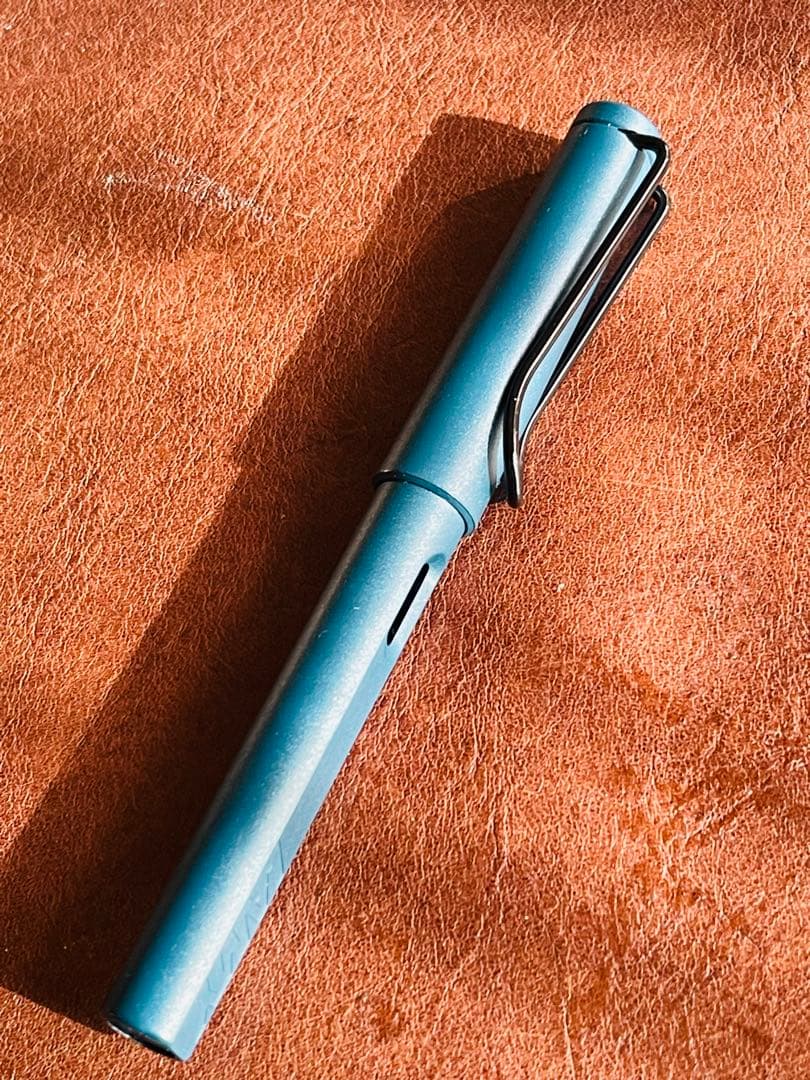 LAMY Safari Fountain Pen EF Tip Petrol Blue with 2 Ink Cartridges Used | Suadpens