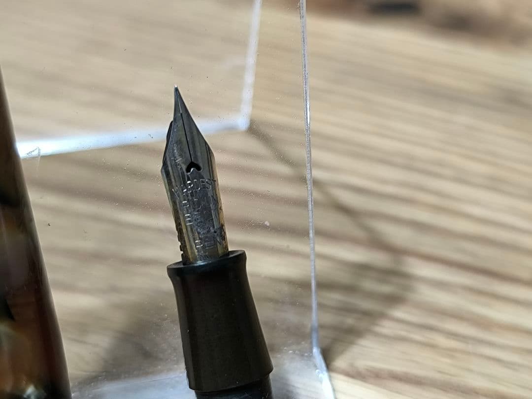 Vintage Showa Celluloid Lever Filler Fountain Pen - Retro Marble Design, Used | Suadpens
