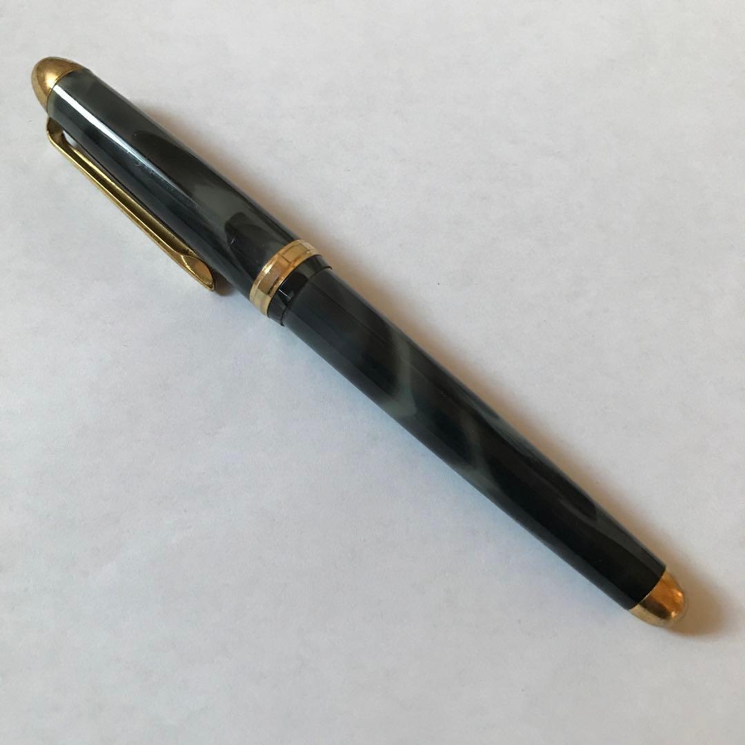 Showa Retro Marble Ballpoint Pen 15cm Used Vintage Plastic Gold Accents | Suadpens