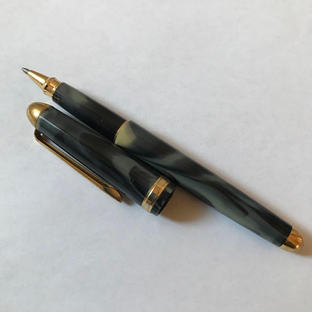 Showa Retro Marble Ballpoint Pen 15cm Used Vintage Plastic Gold Accents | Suadpens