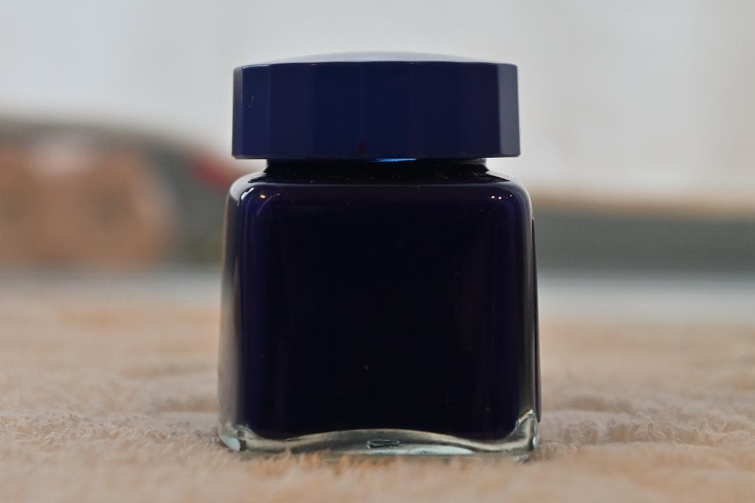 Pilot Lightive Blue Limited F Fountain Pen with Ink & Converter () | Suadpens