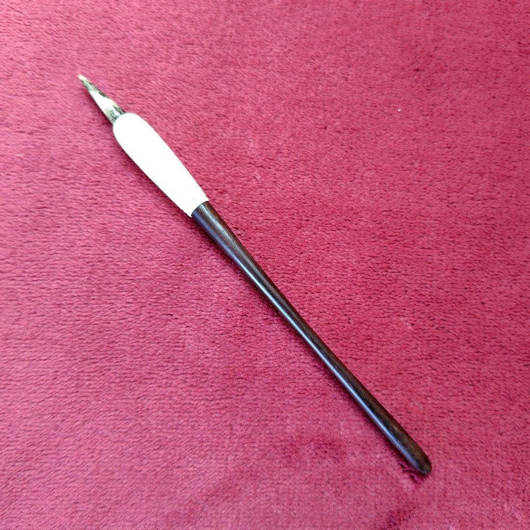 Vintage 2 Dip Pens Animal Bone Nib & White Handle Collectible Used | Suadpens