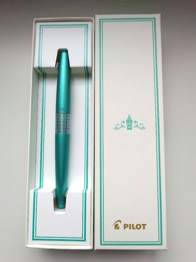 Shareholder Benefits MR Fountain Pen Turquoise Unused with Ink & Manual | Suadpens
