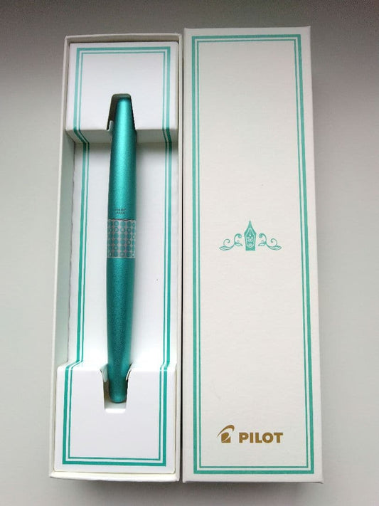 Shareholder Benefits MR Fountain Pen Turquoise Unused with Ink & Manual | Suadpens