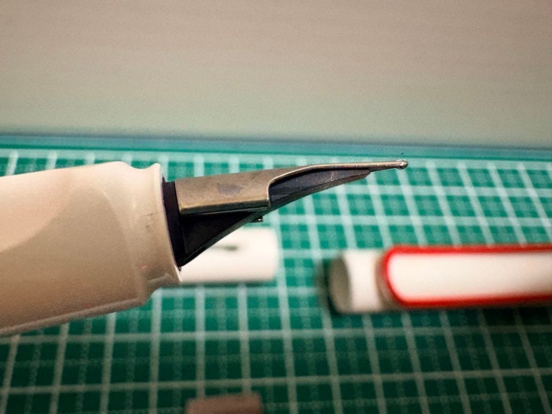 LAMY Safari White Fountain Pen Japan Limited F Nib Used Packaged | Suadpens