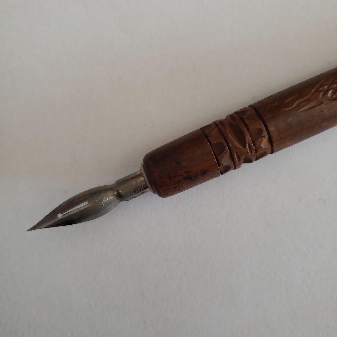 Vintage wooden dip fountain pen, carved barrel, retro, used | Suadpens