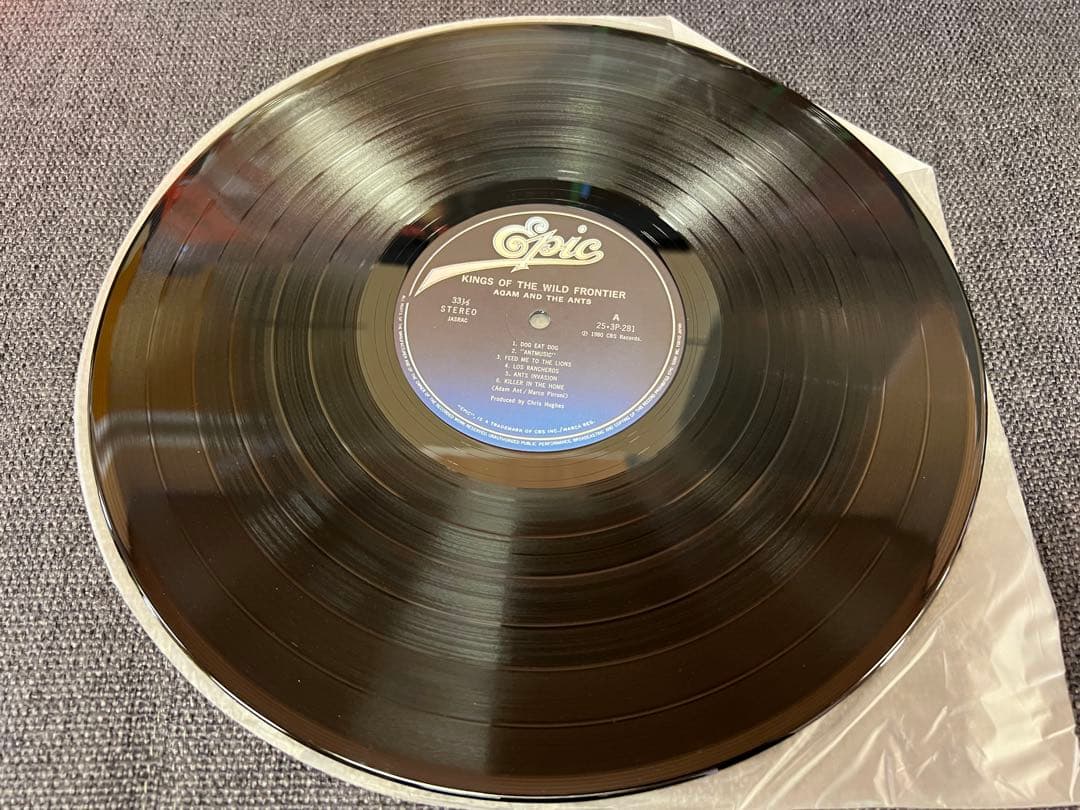 Adam & The Ants Kings of the Wild Frontier LP 1981 Japan pressing used | Japansoundstore