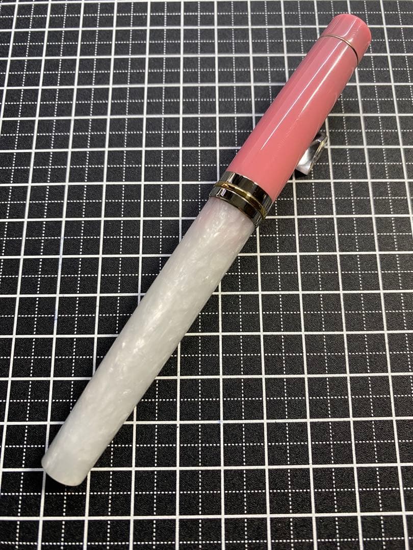 Delta Vintage Volonta Fountain Pen F Nib Japan Limited 150 Used | Suadpens