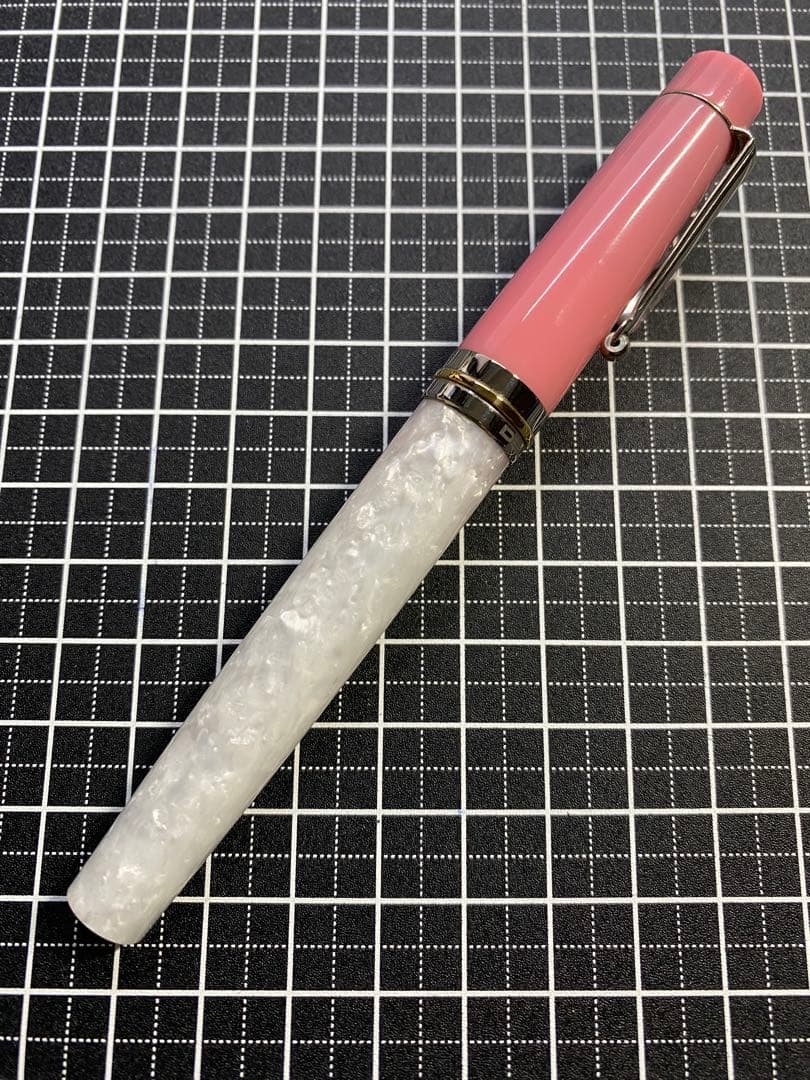 Delta Vintage Volonta Fountain Pen F Nib Japan Limited 150 Used | Suadpens