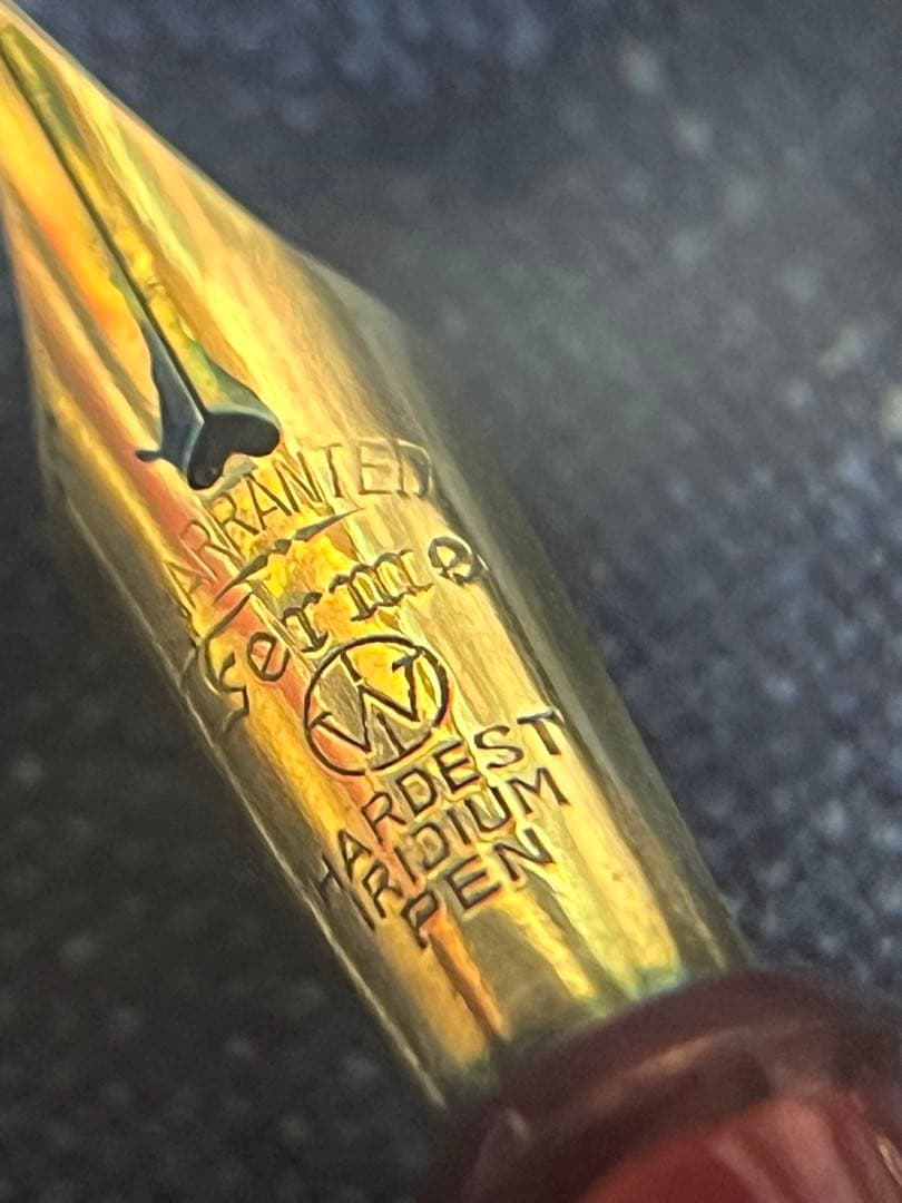 Vintage Showa Fountain Pen Lever Filler, Restored, 0.8mm nib for precise writing | Suadpens