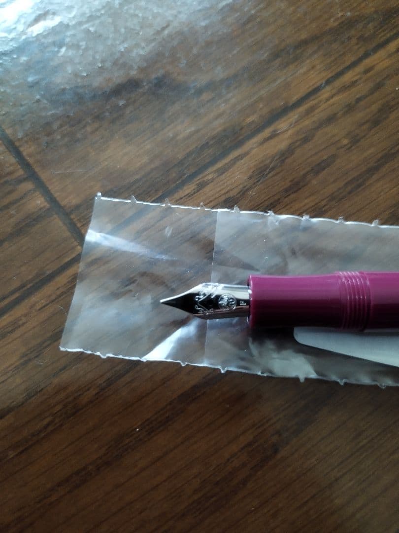 Kaweco DIY Sport Berry Fountain Pen F Nib  Event Limited | Suadpens