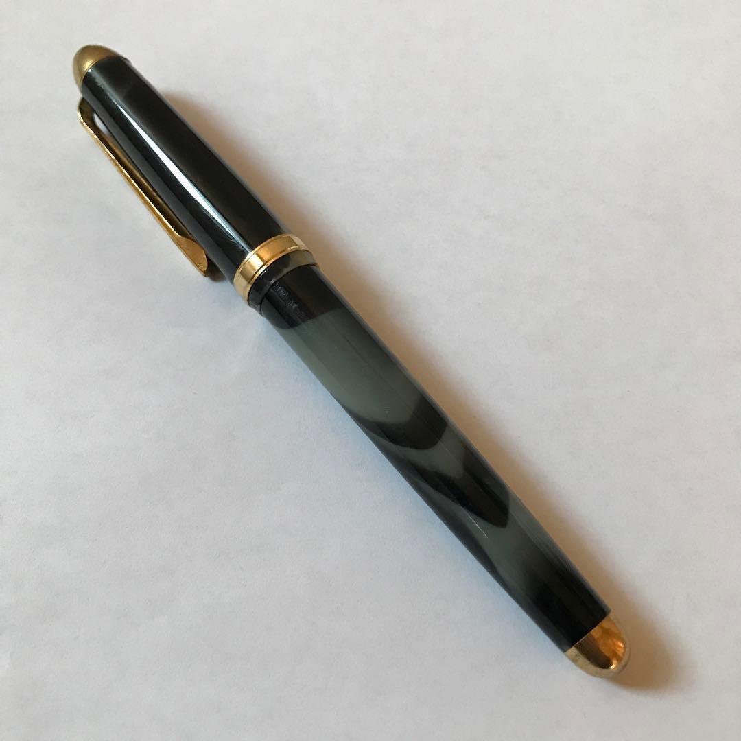 Showa Retro Ballpoint Pen Marble Pattern 5.9" Used Plastic Gold Accents | Suadpens