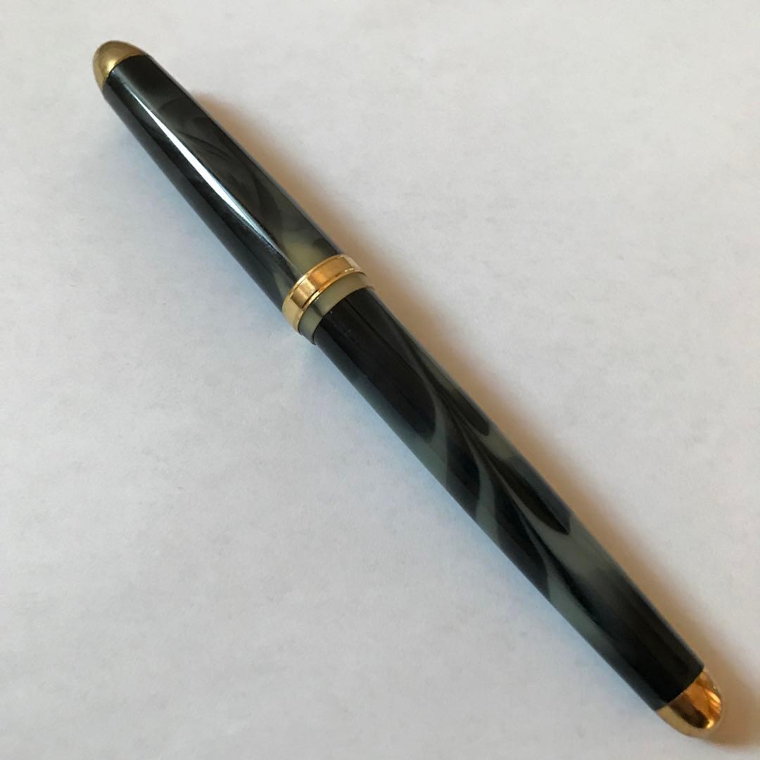 Showa Retro Ballpoint Pen Marble Pattern 5.9" Used Plastic Gold Accents | Suadpens