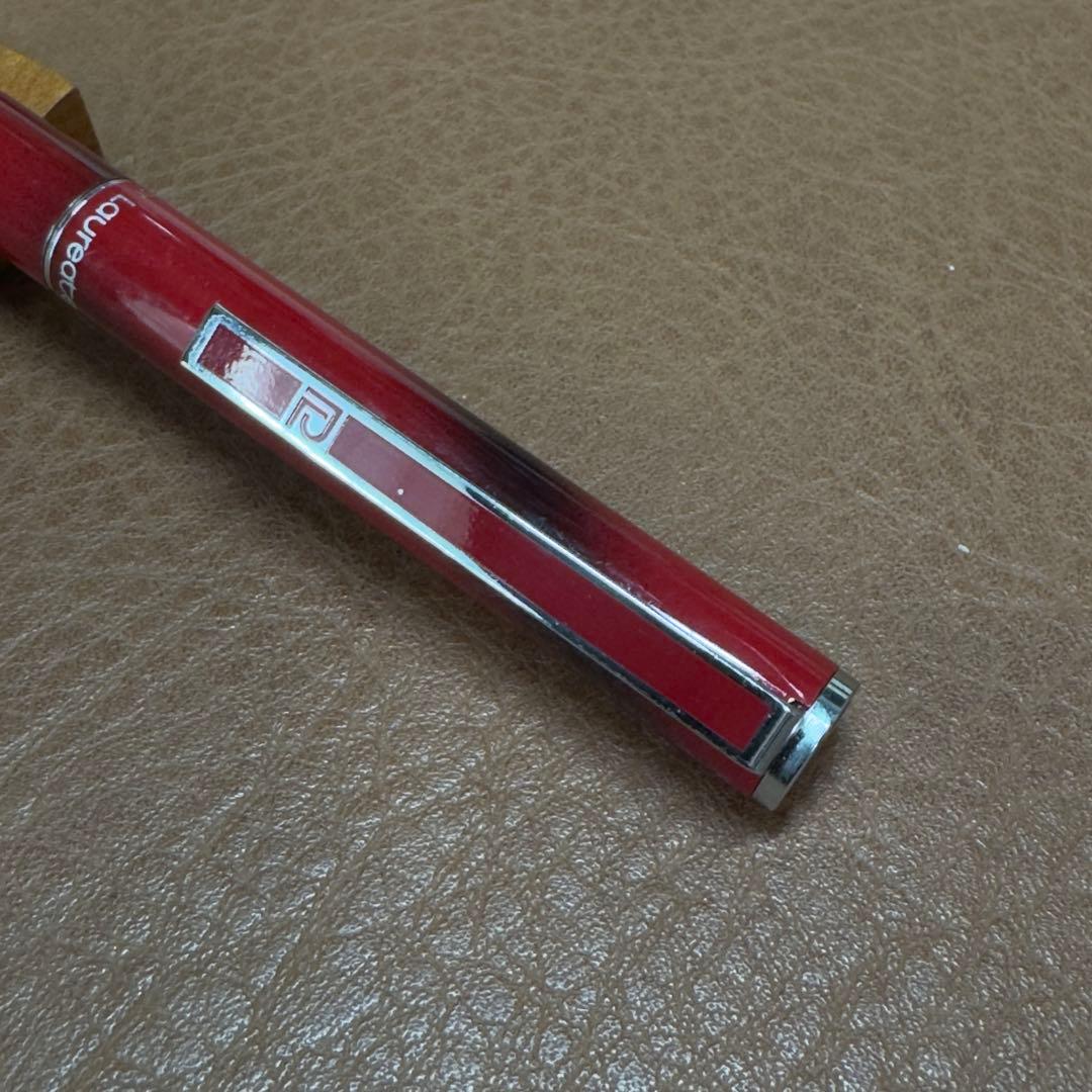 Pilot Laureate Red Marble Retro Ballpoint Pen, Cap, Used, Refill Included | Suadpens