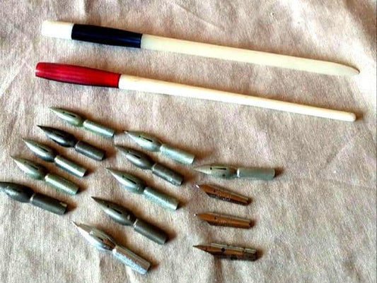 Showa Retro Ink Pen Holder Blue/Red with 2 Pen Slots & Japan-made Nibs, Used | Suadpens