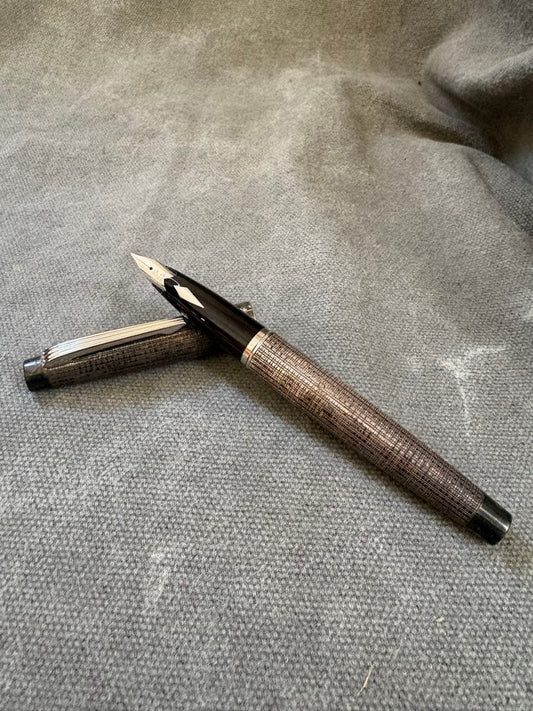 Platinum Sterling Silver Fountain Pen Textured Silver Fine Nib Used | Suadpens