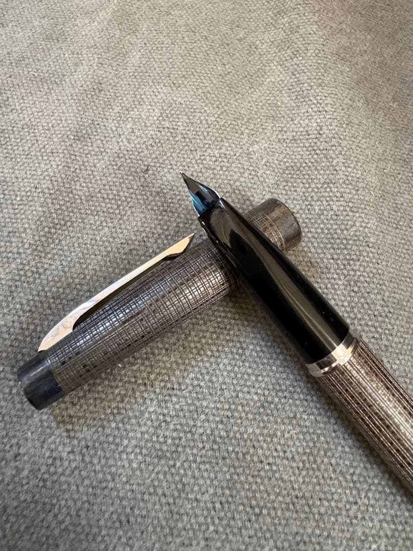 Platinum Sterling Silver Fountain Pen Textured Silver Fine Nib Used | Suadpens