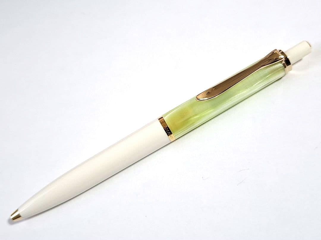 Pelican K200 Pastel Green Ballpoint Pen Limited 400  Unused | Suadpens