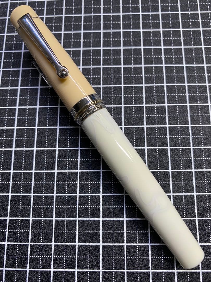 Delta Vintage Gentile-Donna Fountain Pen F Nib Japanese Limited Edition 150 Made | Suadpens