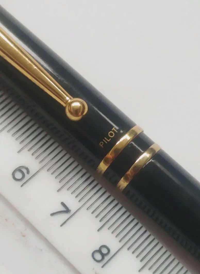 Retro Black Ballpoint Pen 14cm Gold Decor Elegant Used | Suadpens