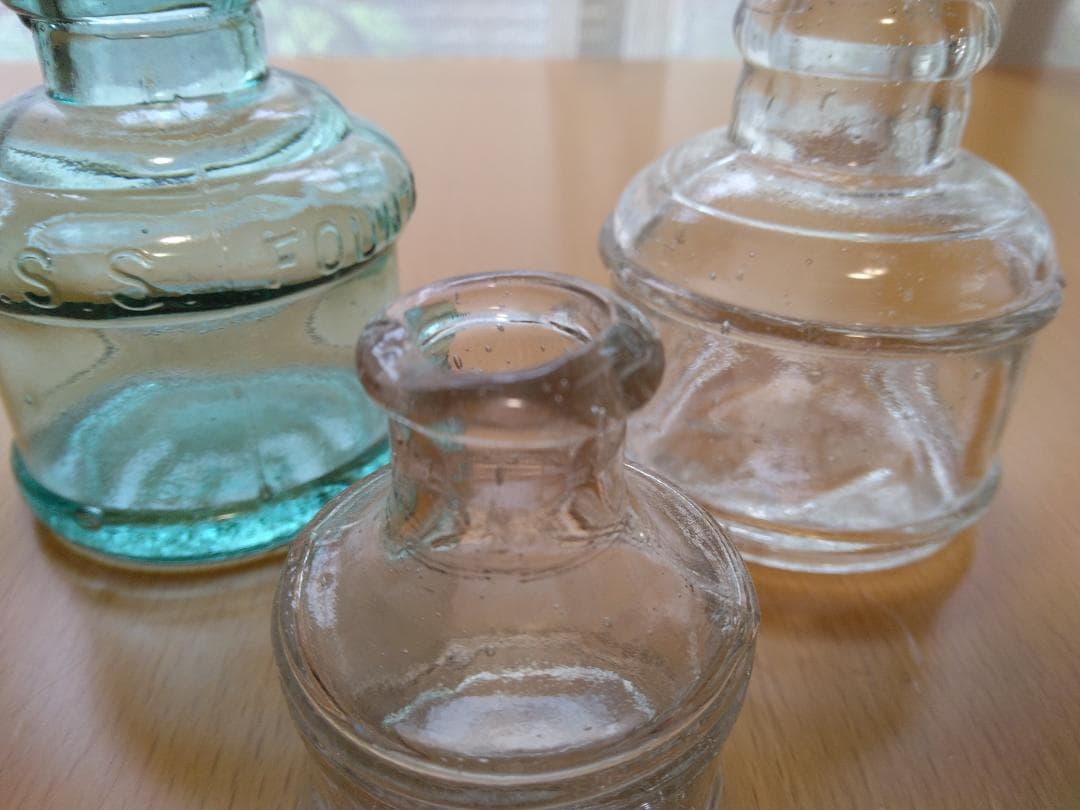 Showa Retro Ink Bottles Set of 3 Japanese Glass Antiqued Interior Decor Used | Suadpens