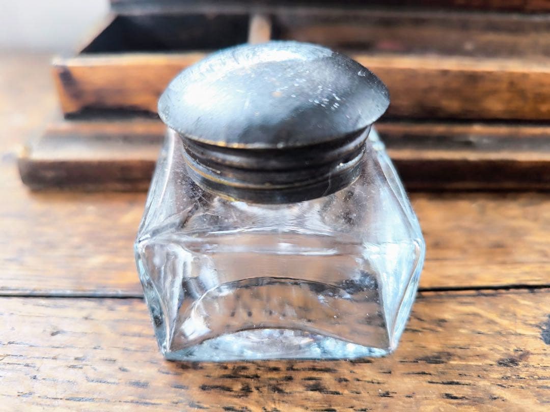 Vintage Wooden Letter Rack with Inkwell - French Antique, Used | Suadpens