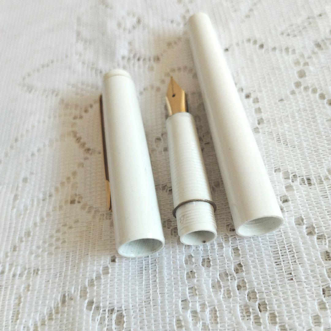 Pilot Retro White Fountain Pen F Nib Used 1990 Collectible | Suadpens