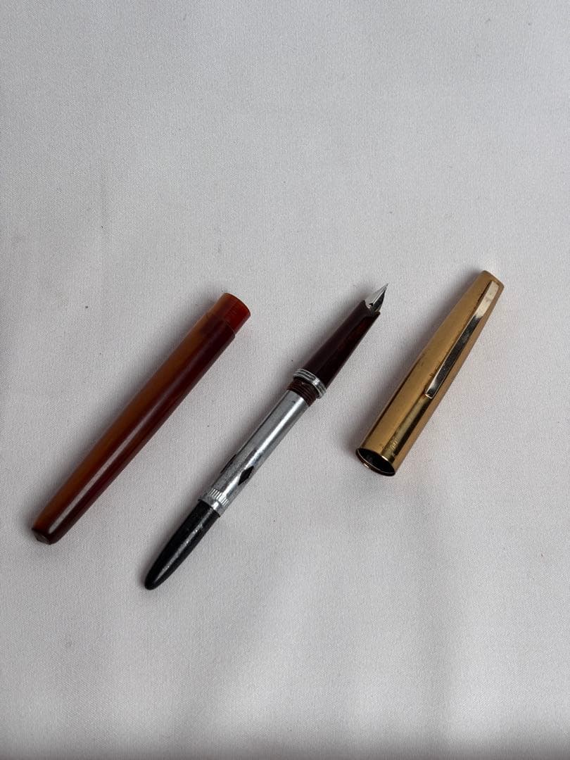 Platinum Fountain Pen Burgundy/Gold Cap Vintage Inhaler Included Used | Suadpens