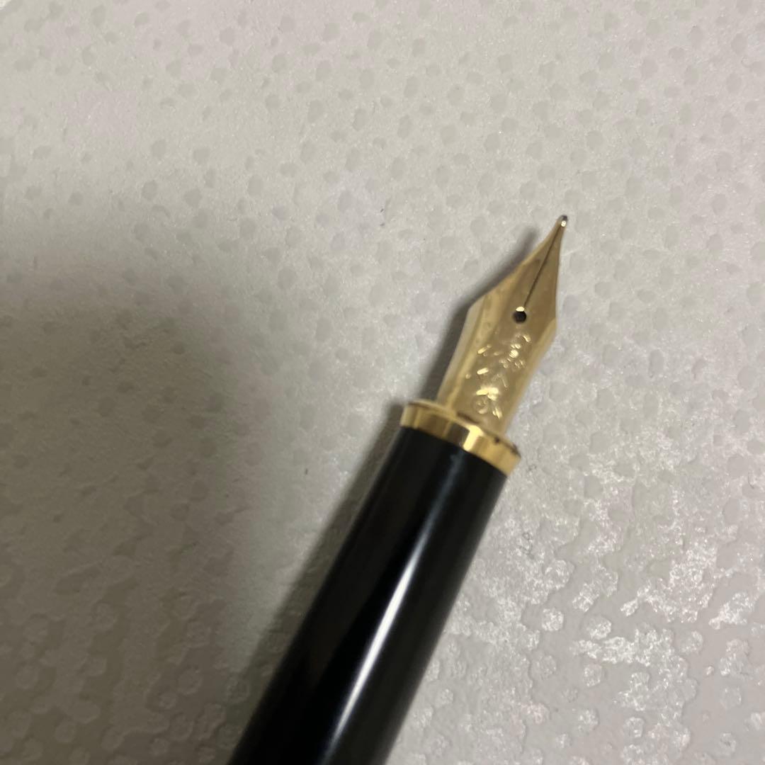 Pilot CUSTOM Fountain Pen 14K Gold M Medium Used Slim Gold Accent | Suadpens