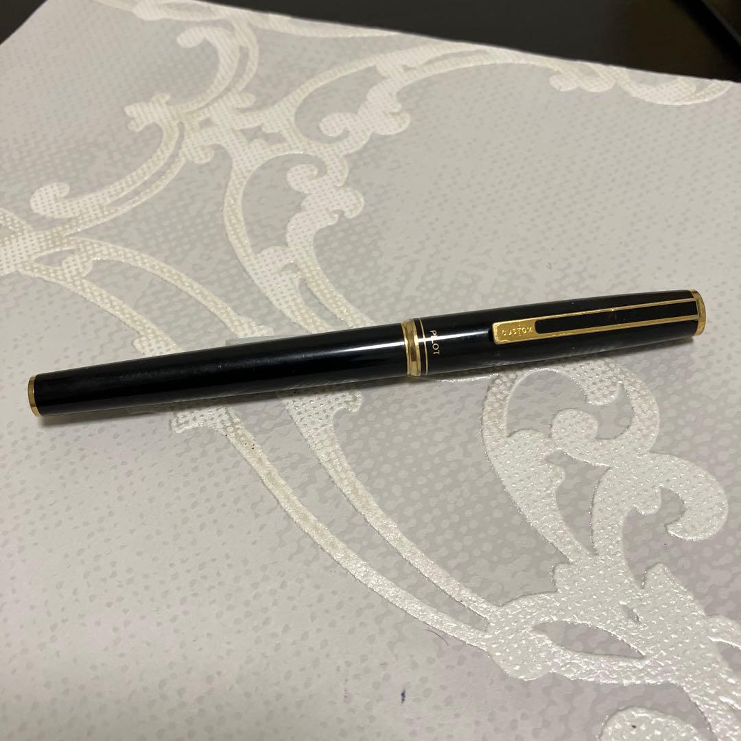 Pilot CUSTOM Fountain Pen 14K Gold M Medium Used Slim Gold Accent | Suadpens