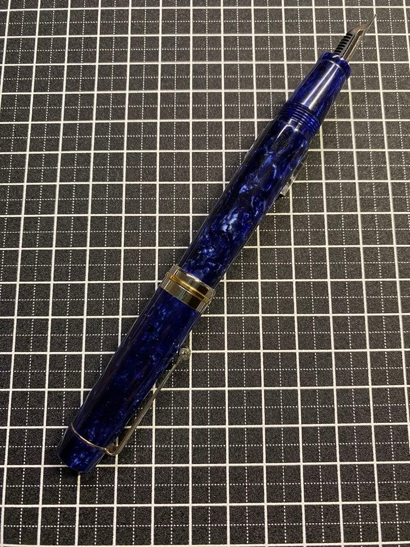 Delta Vintage Blue Fountain Pen F Nib with Box & Ink Cartridge Used | Suadpens