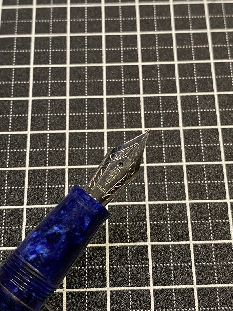 Delta Vintage Blue Fountain Pen F Nib with Box & Ink Cartridge Used | Suadpens