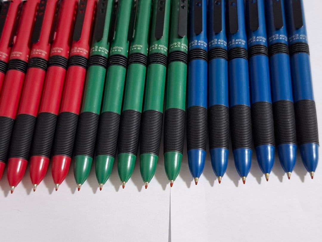 Platinum RR3 Action Rubber Grip 26 pcs Discontinued New Collection | Suadpens
