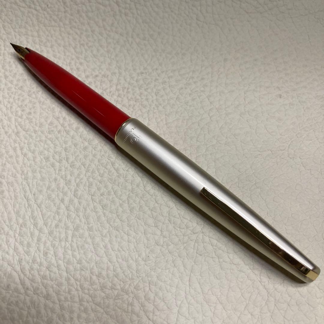 Platinum 14K Fine Point Fountain Pen 4.6" Short W/ 10 Cartridges Used | Suadpens