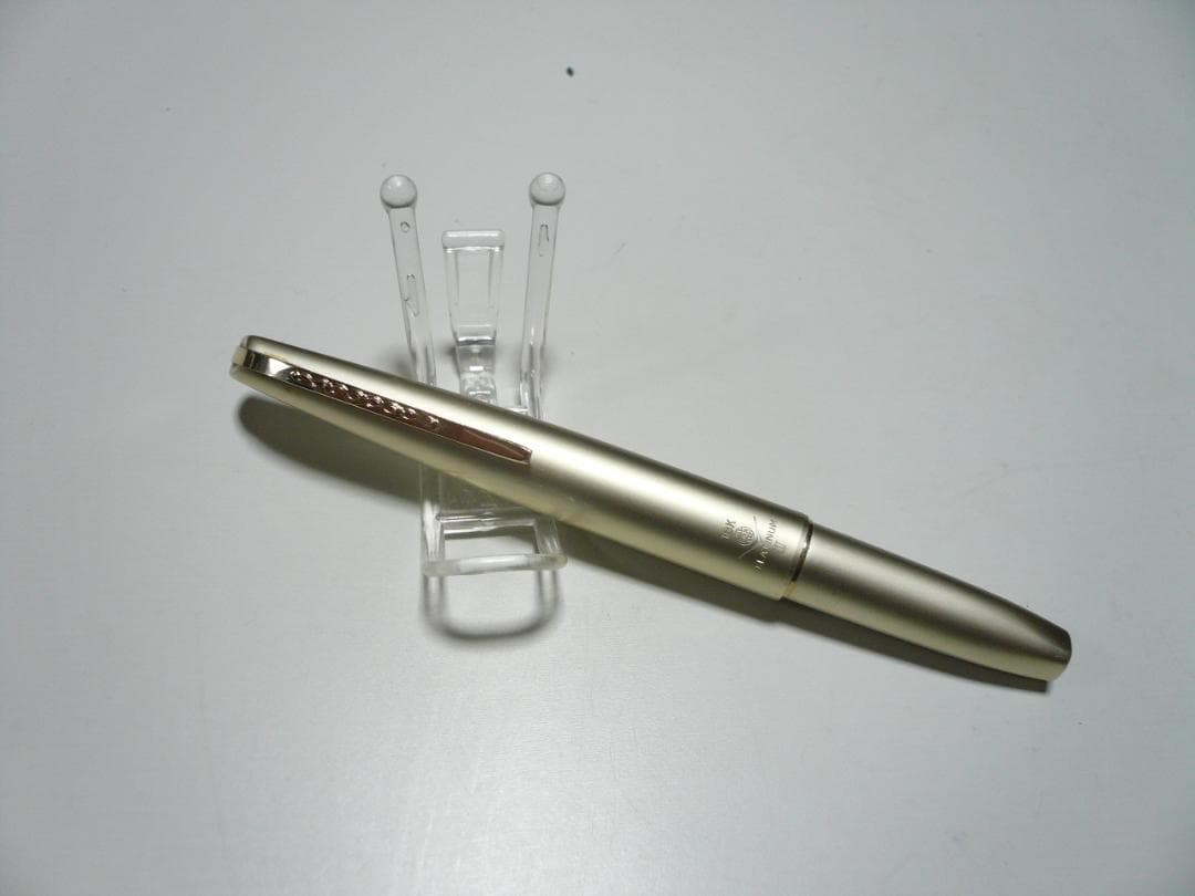 Platinum U Fountain Pen 18K Nib Retro Showa Used, Fine Writing | Suadpens