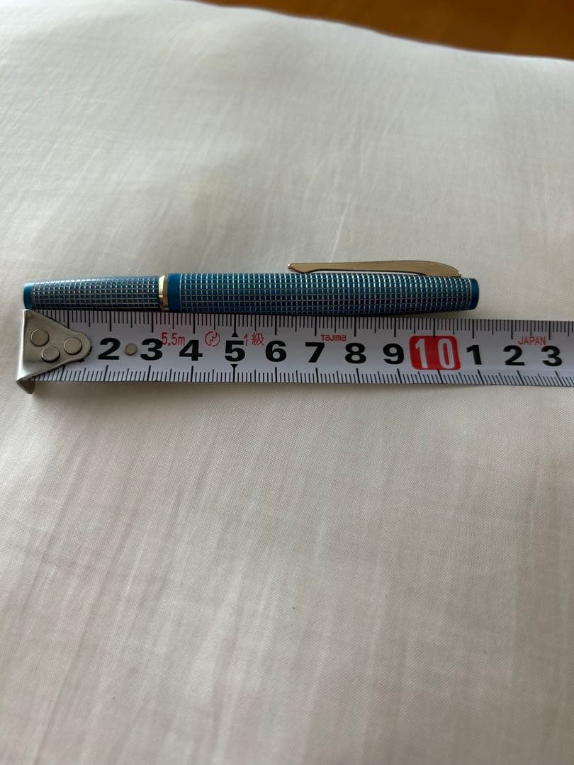Blue Plaid Retro Fountain Pen 11.1cm Metal Clip Plastic Excellent Used | Suadpens