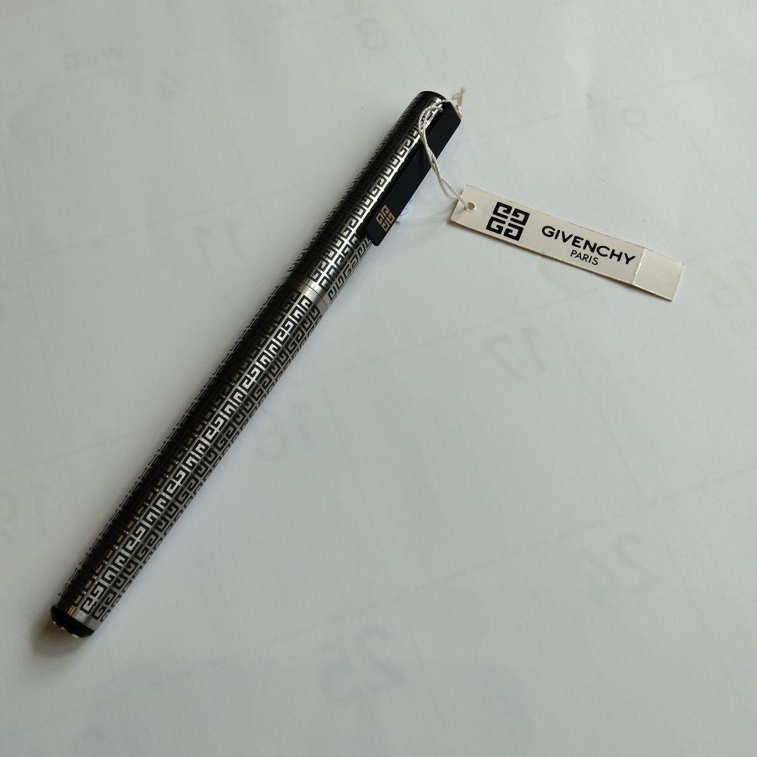 GIVRNCHY Fountain Pen Fine Point Platinum Geometric Retro Used 13.5cm | Suadpens