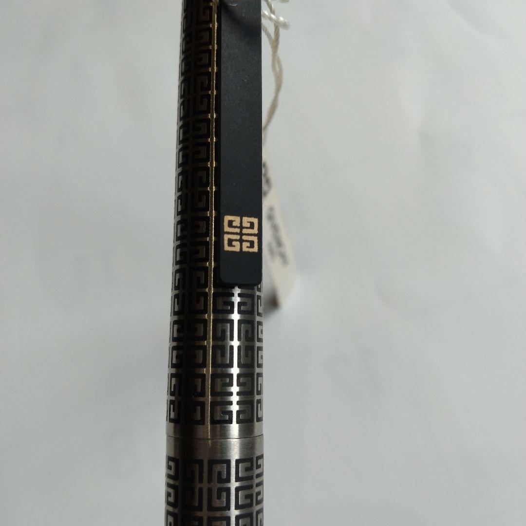 GIVRNCHY Fountain Pen Fine Point Platinum Geometric Retro Used 13.5cm | Suadpens