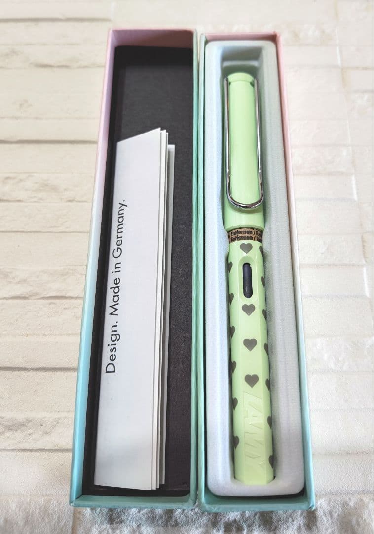 Lamy Safari Japan Limited Mint Green Heart F Fountain Pen  & Unused | Suadpens