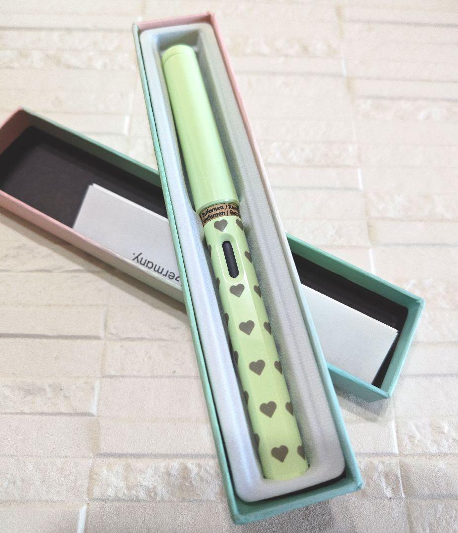 Lamy Safari Japan Limited Mint Green Heart F Fountain Pen  & Unused | Suadpens