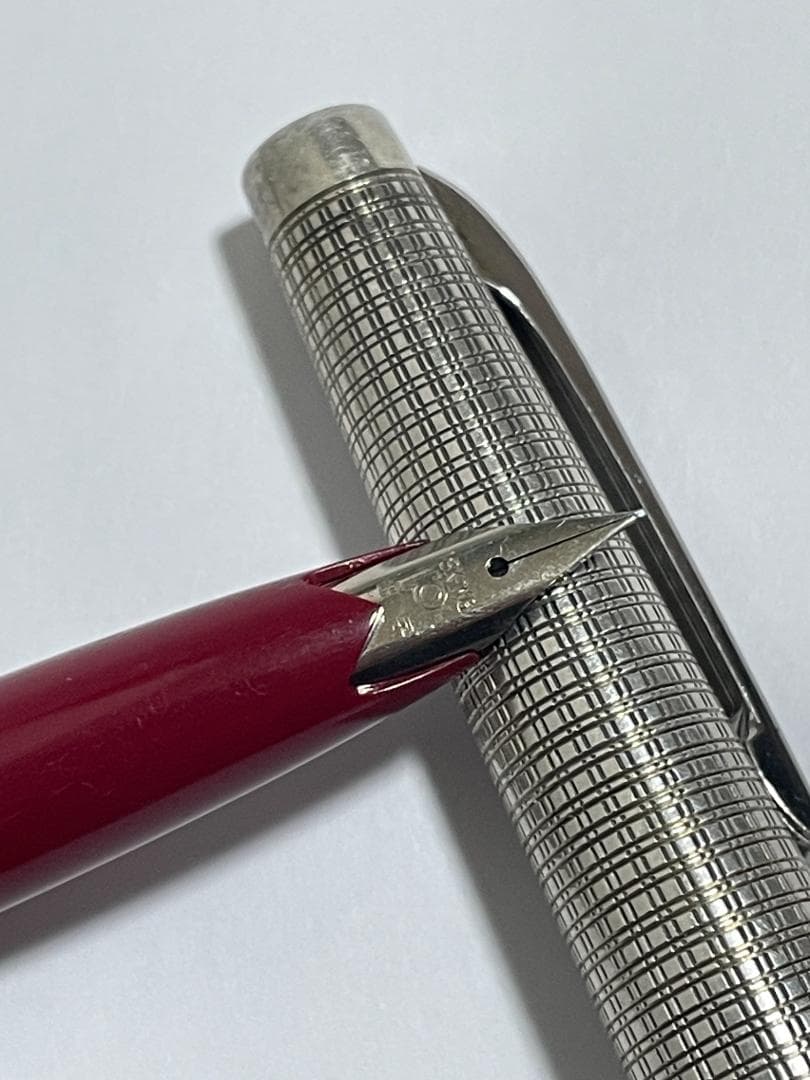 Platinum Vintage 18K WG Sterling Silver Fountain Pen Red Mesh New/Used | Suadpens